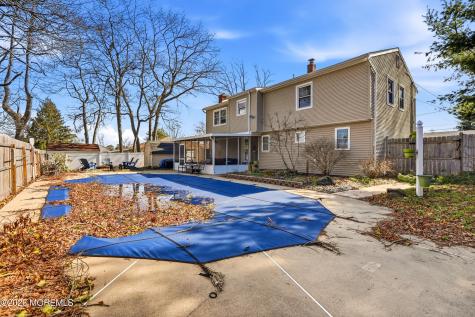 1016 Longboat Avenue Beachwood NJ 08722