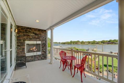 68 Seneca Place Oceanport NJ 07757