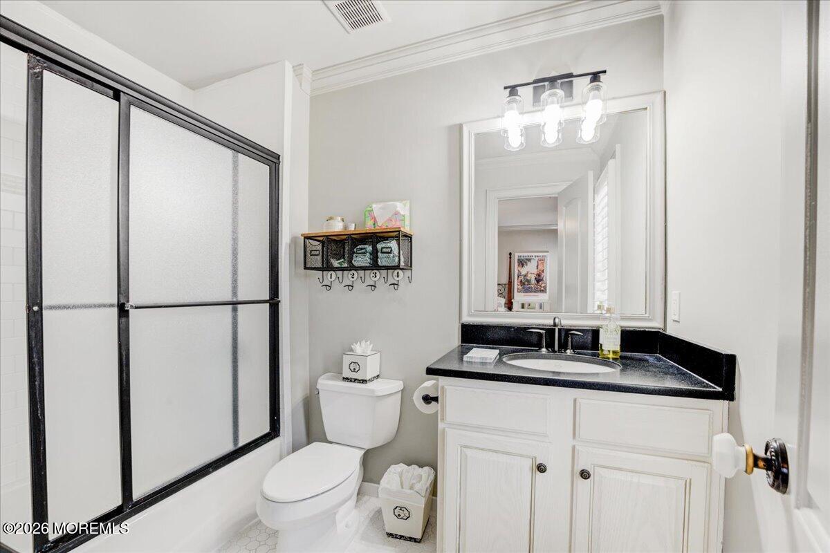 68 Seneca Place Oceanport NJ 07757