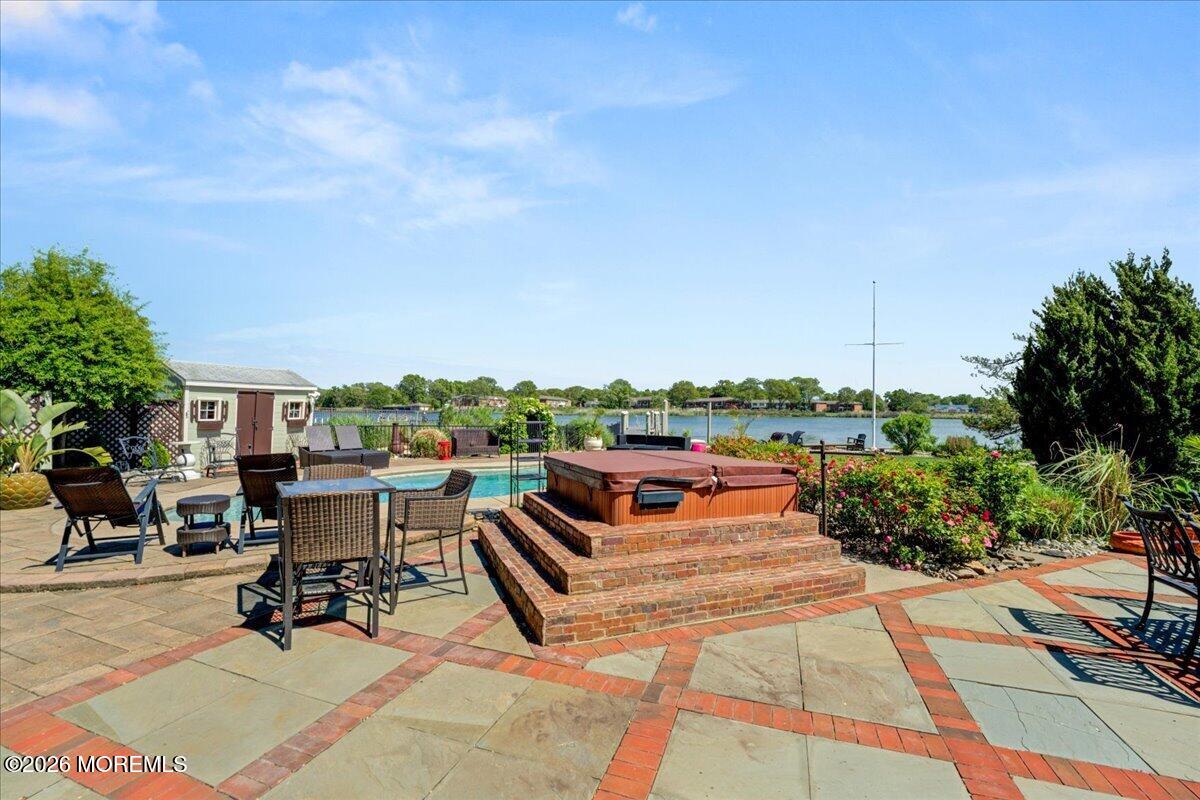 68 Seneca Place Oceanport NJ 07757