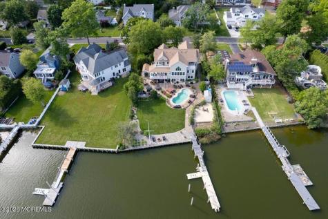 68 Seneca Place Oceanport NJ 07757