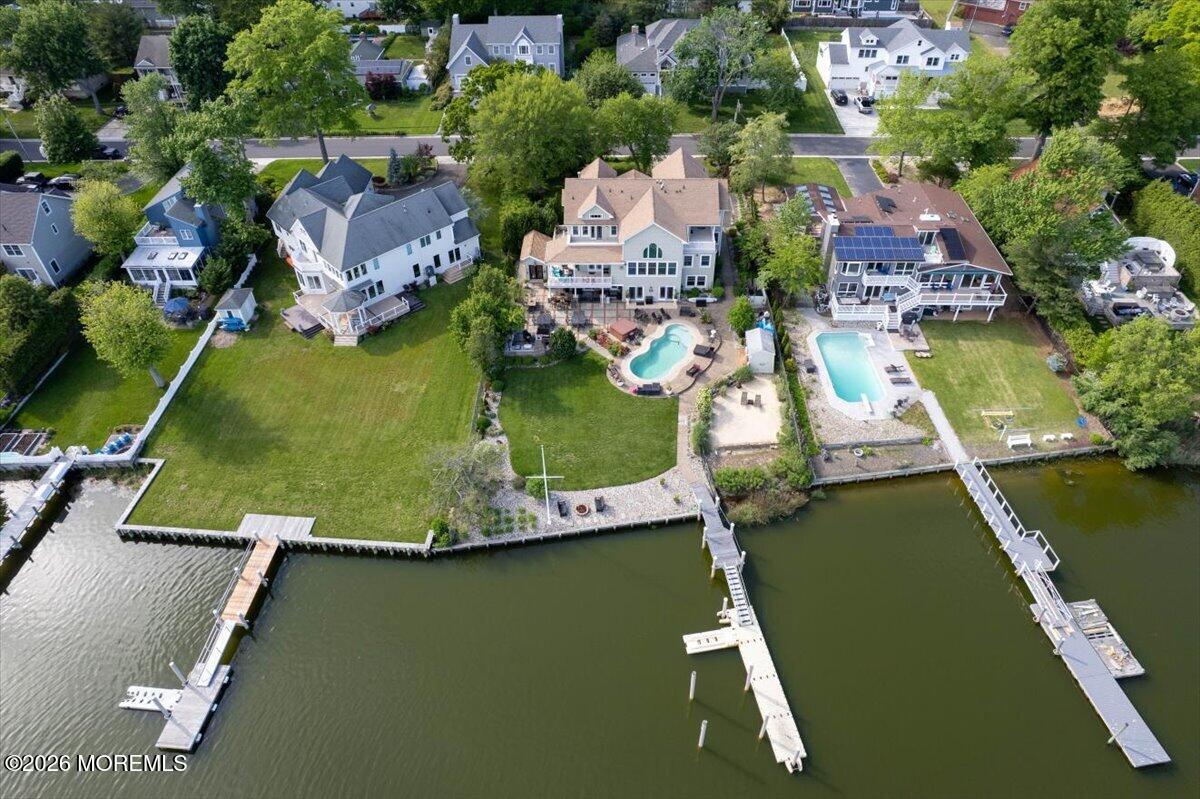 68 Seneca Place Oceanport NJ 07757