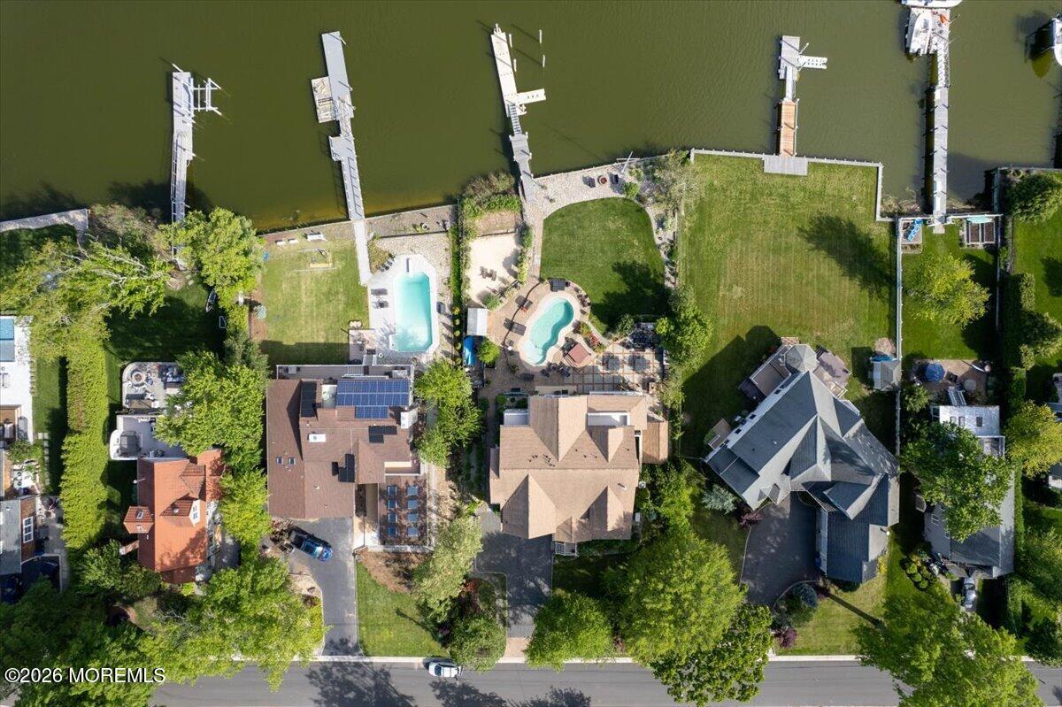 68 Seneca Place Oceanport NJ 07757