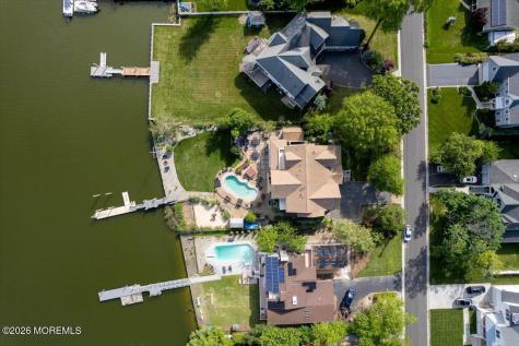 68 Seneca Place Oceanport NJ 07757
