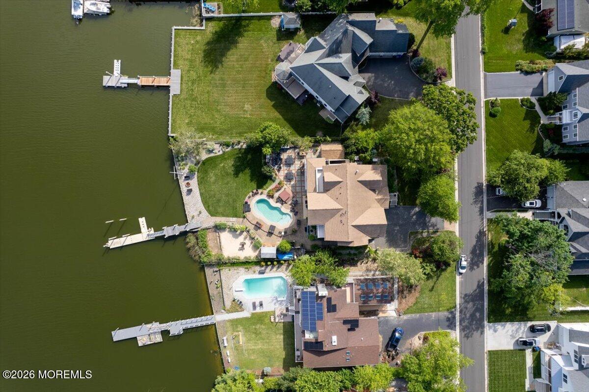 68 Seneca Place Oceanport NJ 07757
