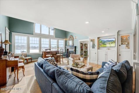 68 Seneca Place Oceanport NJ 07757