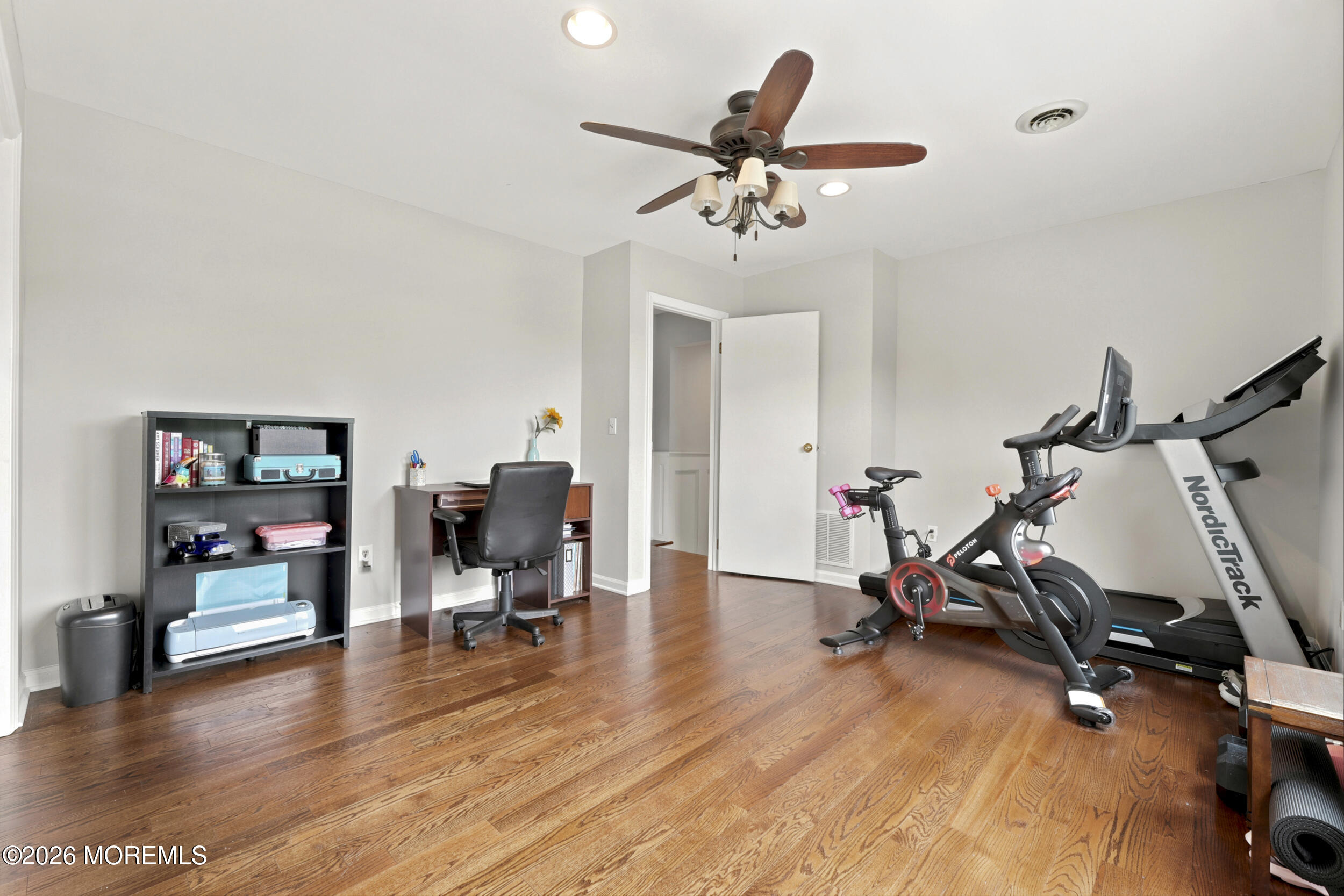 63 Hedgewood Road Howell NJ 07731