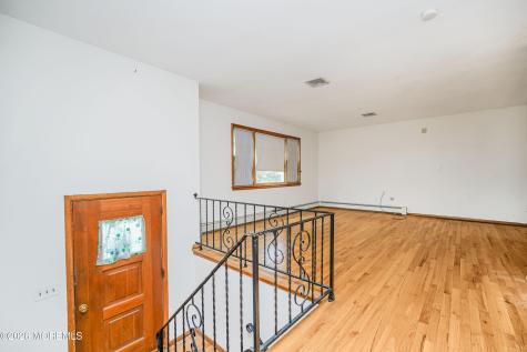 69 Whalepond Road Oakhurst NJ 07755