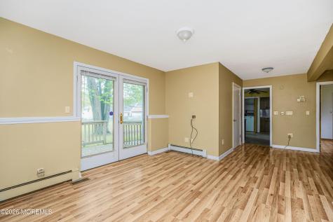69 Whalepond Road Oakhurst NJ 07755