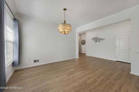 18 Amberwinds Court Lakewood NJ 08701