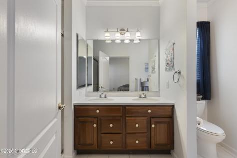 18 Amberwinds Court Lakewood NJ 08701