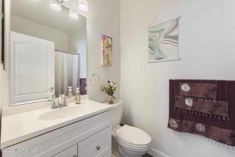 18 Amberwinds Court Lakewood NJ 08701