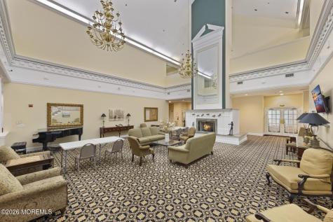 18 Amberwinds Court Lakewood NJ 08701