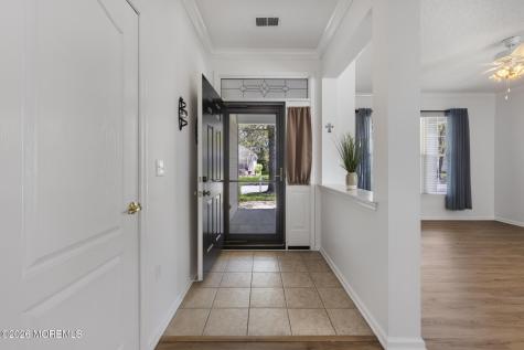 18 Amberwinds Court Lakewood NJ 08701