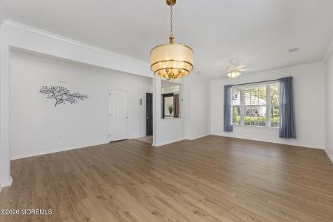 18 Amberwinds Court Lakewood NJ 08701