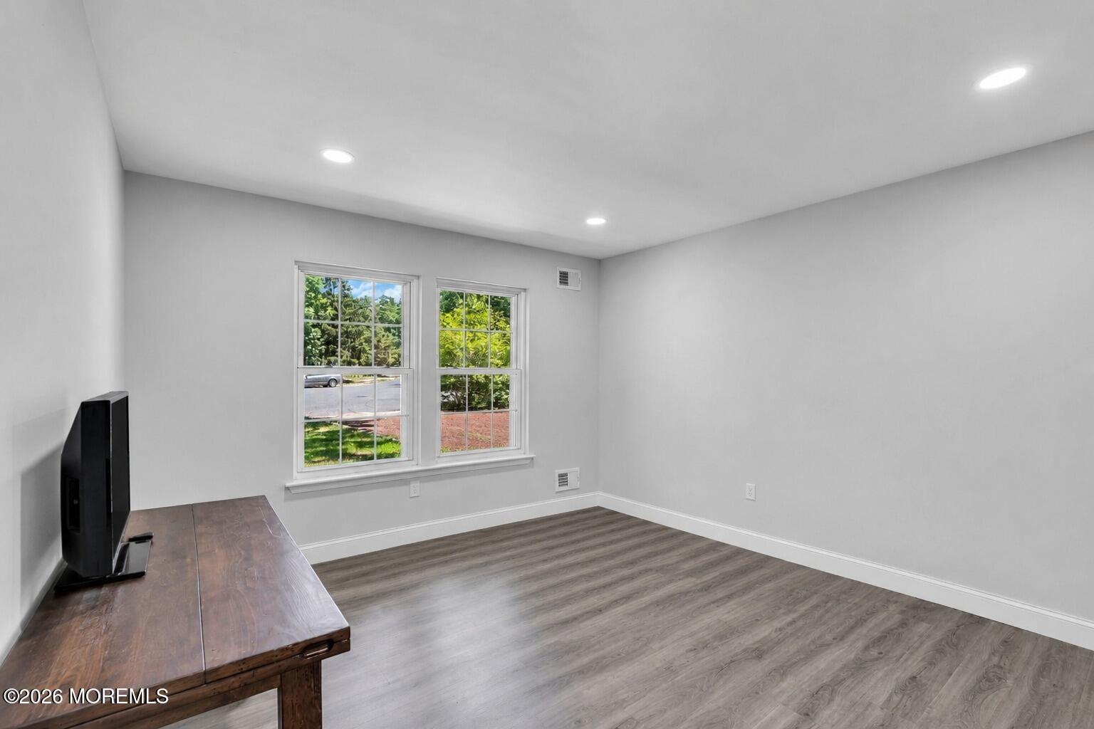 3 Riverwood Court Toms River NJ 08757