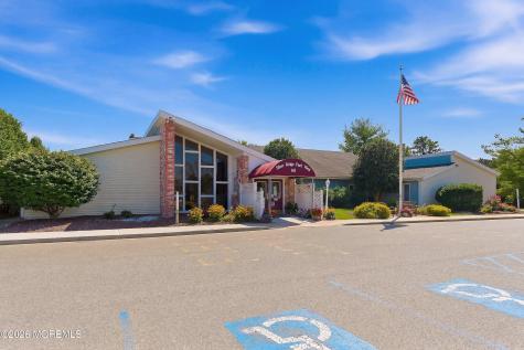 233 Westbrook Drive Toms River NJ 08757