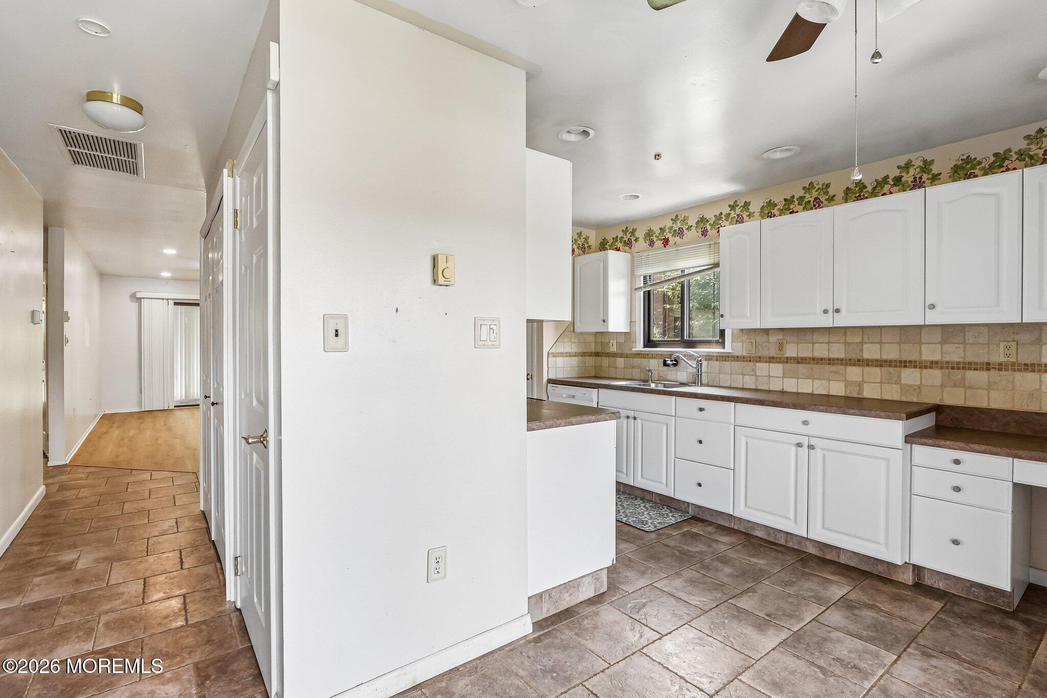 85 Amberly Drive Manalapan NJ 07726