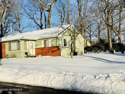 7 A Pheasant Street Manchester NJ 08759