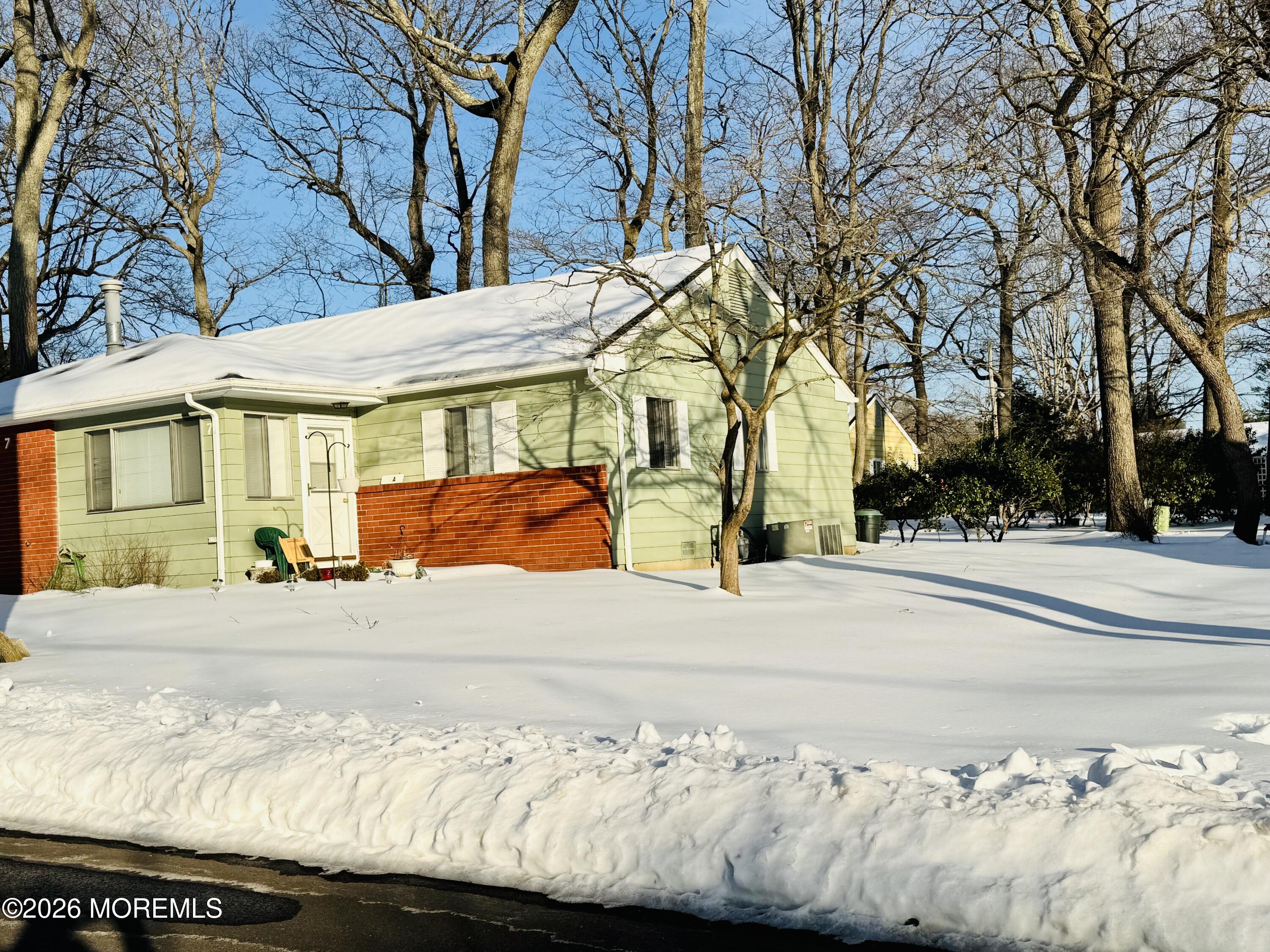 7 A Pheasant Street Manchester NJ 08759