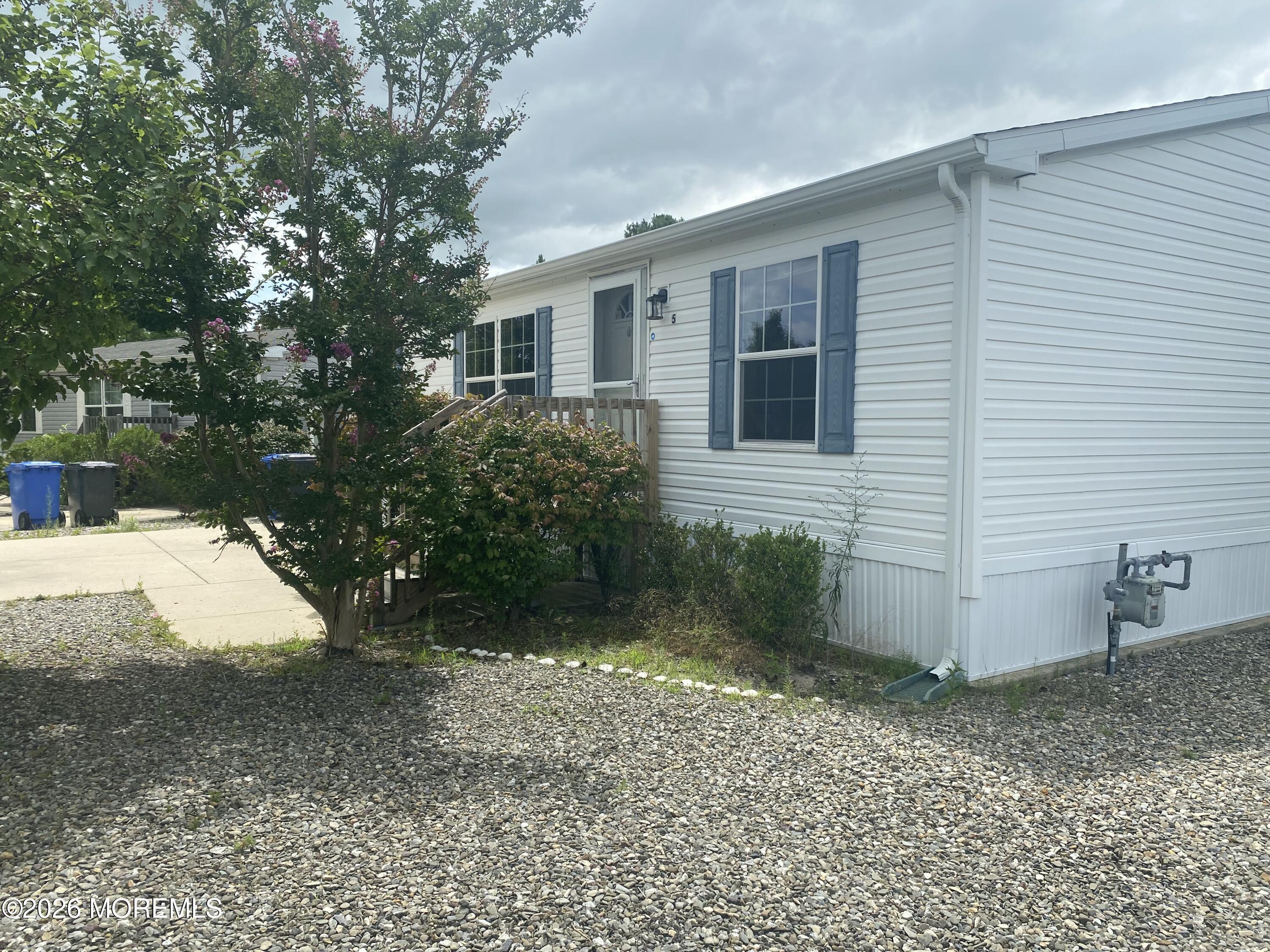 5 Maple Tree Court Manahawkin NJ 08050