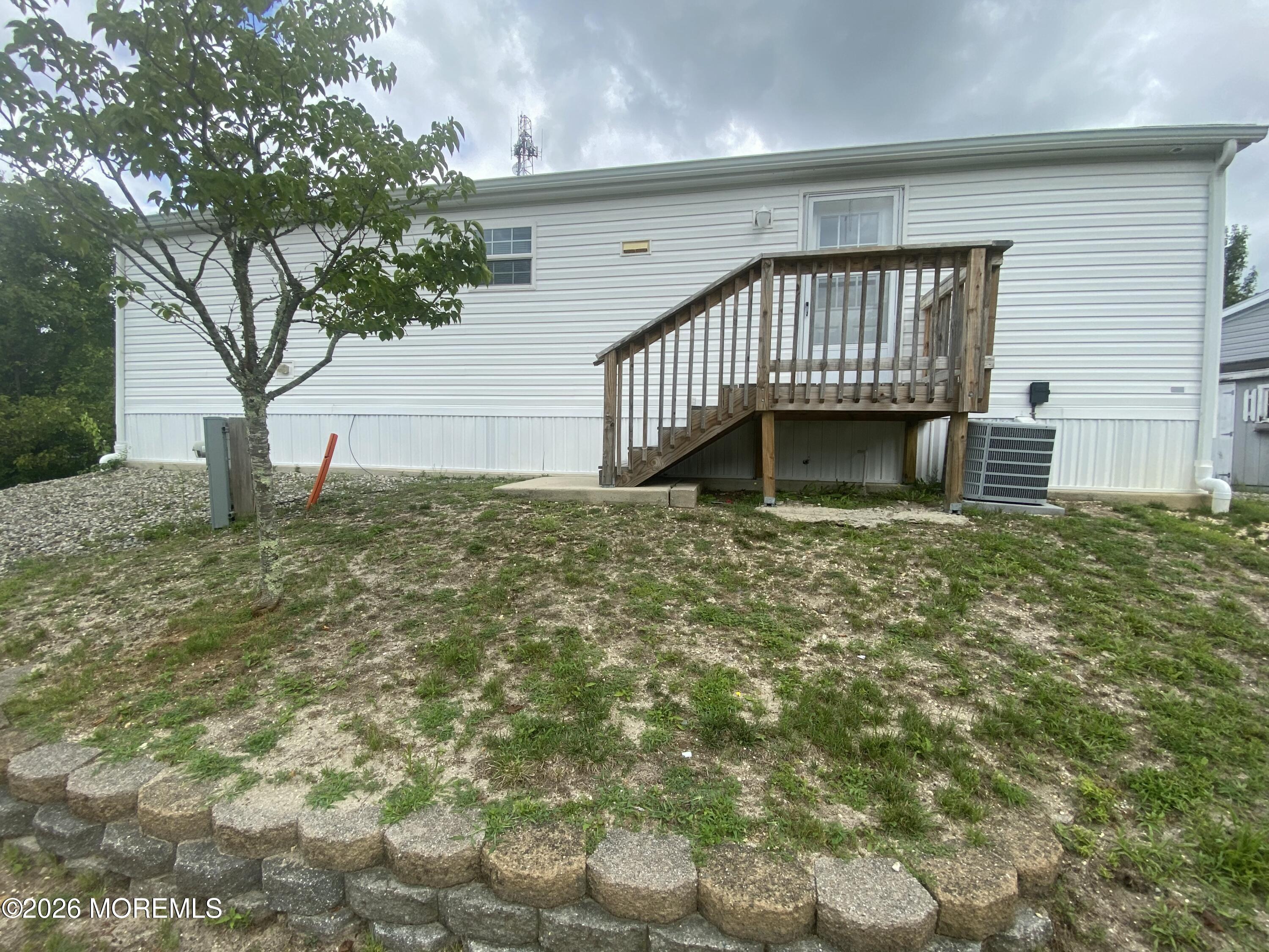 5 Maple Tree Court Manahawkin NJ 08050