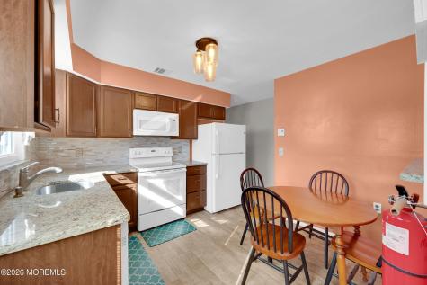 18 Milford Avenue Whiting NJ 08759