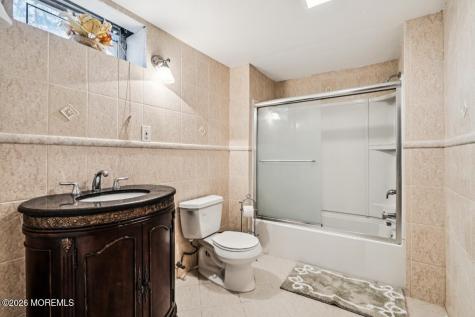 3 Shira Lane Manalapan NJ 07726