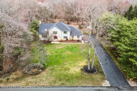 3 Shira Lane Manalapan NJ 07726