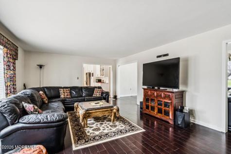 3 Shira Lane Manalapan NJ 07726