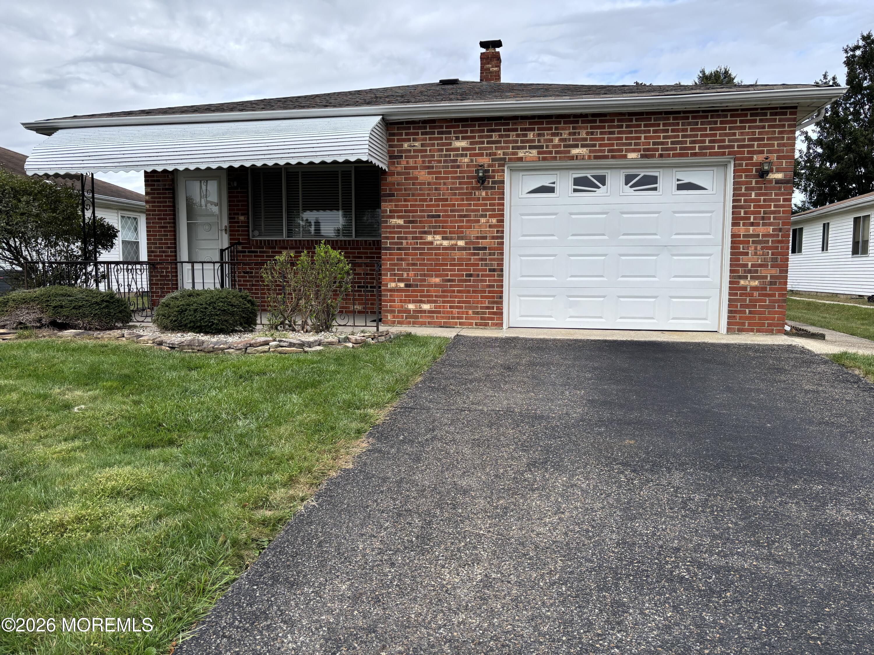 13 Newcastle Court Toms River NJ 08757