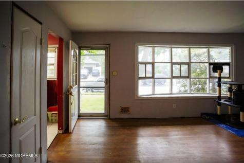 9 Lawrence Place Freehold NJ 07728