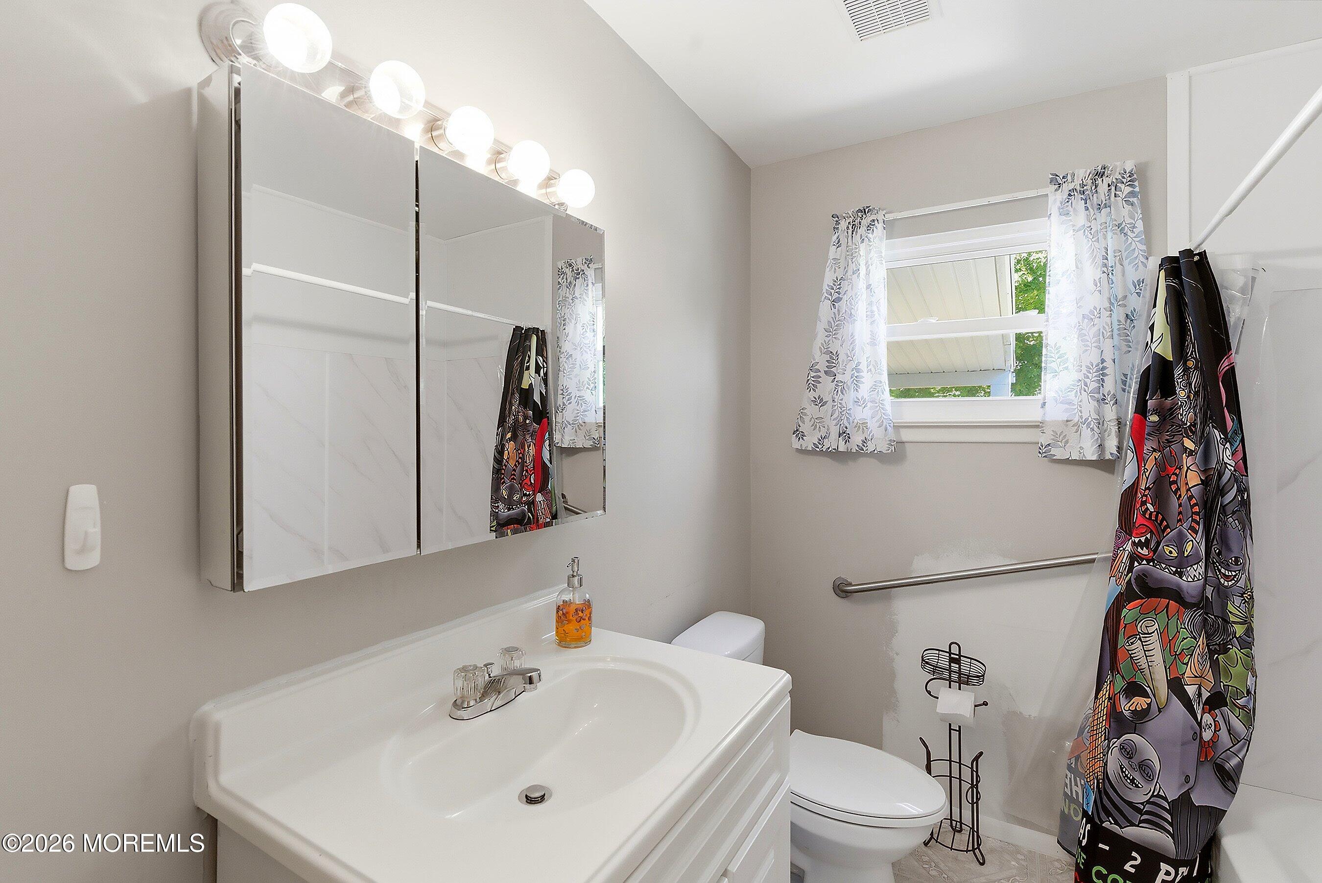 16 Beam Avenue Jackson NJ 08527