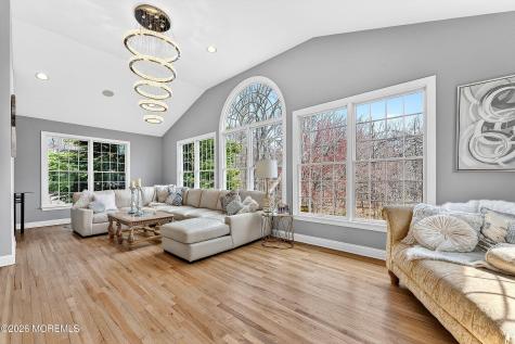 13 Palmer Circle Millstone NJ 08535