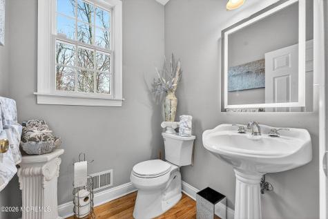 13 Palmer Circle Millstone NJ 08535