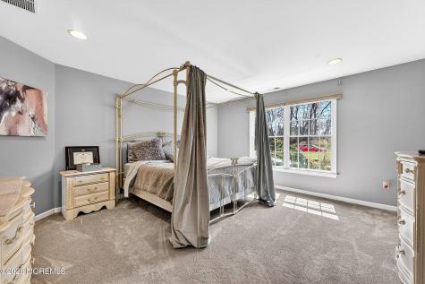 13 Palmer Circle Millstone NJ 08535