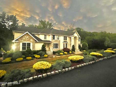 13 Palmer Circle Millstone NJ 08535