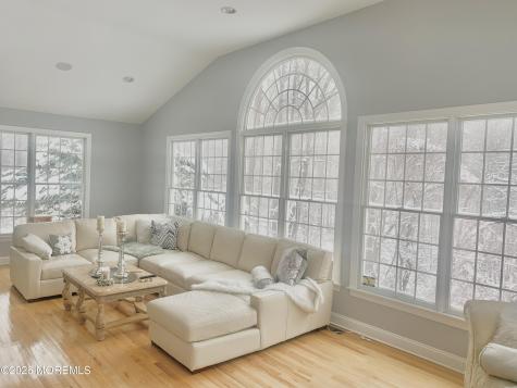 13 Palmer Circle Millstone NJ 08535