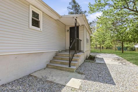 517 Newtons Corner Road Howell NJ 07731
