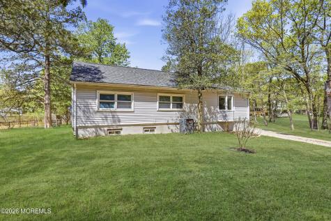 517 Newtons Corner Road Howell NJ 07731