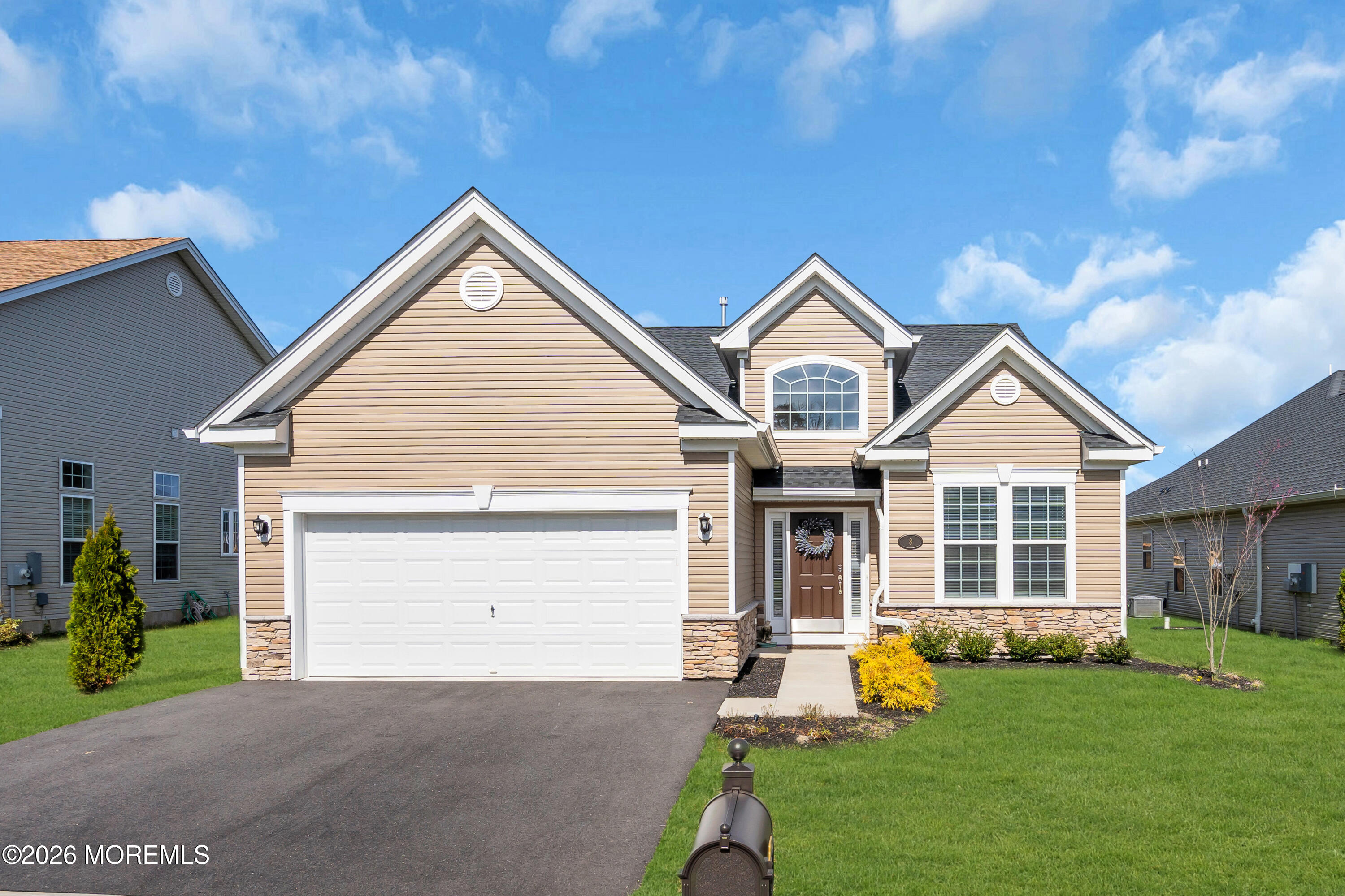 Barnegat NJ, 8 Garden Path