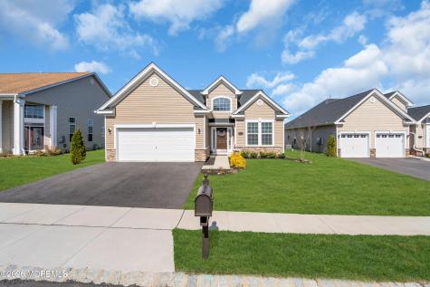 8 Garden Path Barnegat NJ 08005