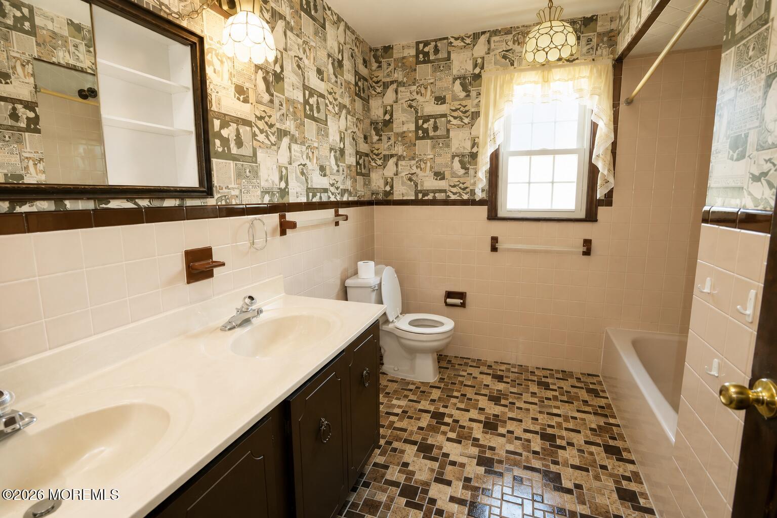 19 Scott Drive Morganville NJ 07751
