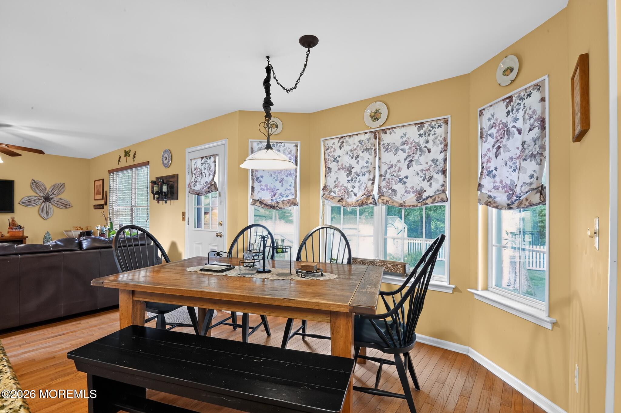105 Hollow Oak Lane Manahawkin NJ 08050