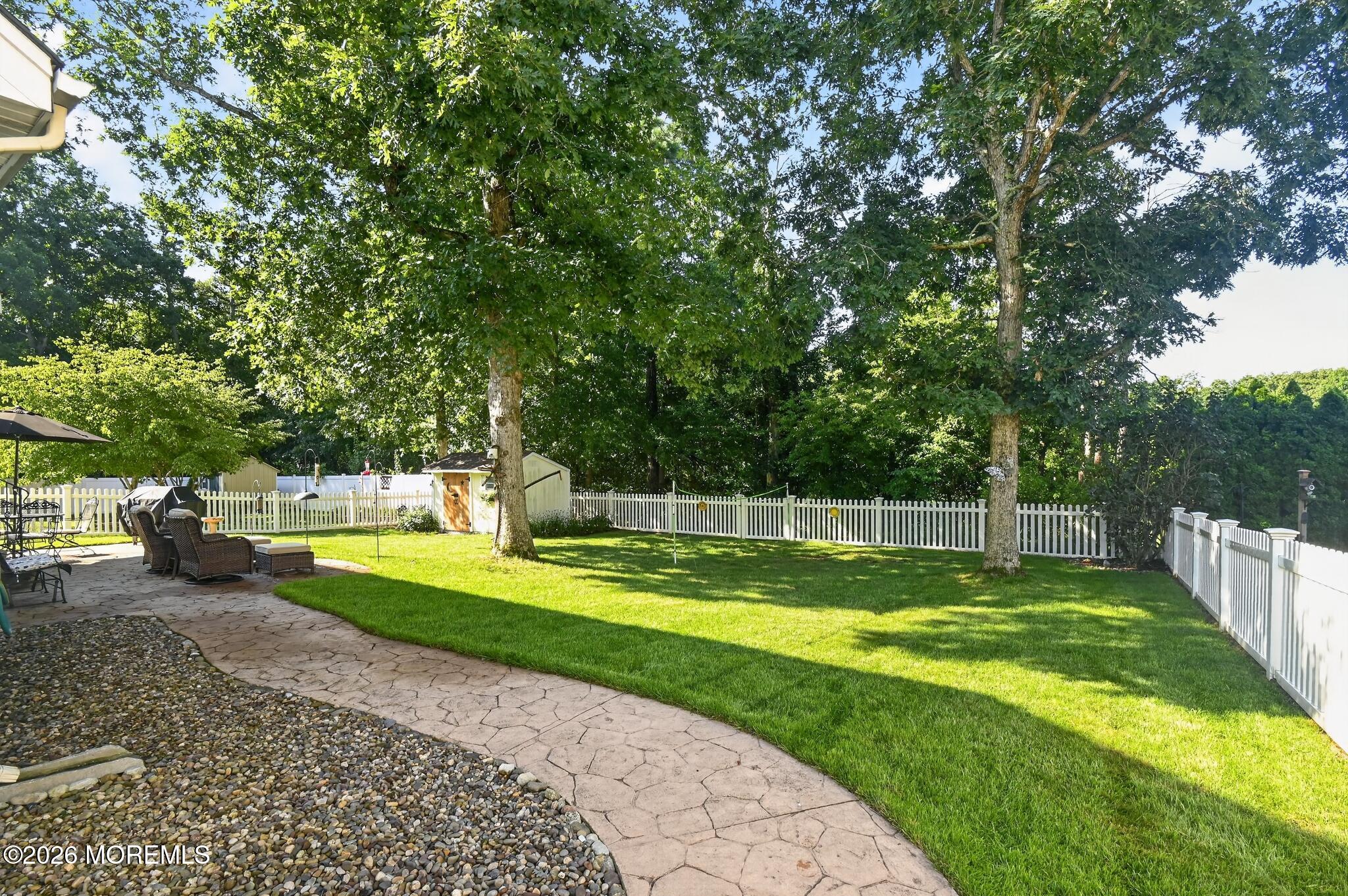 105 Hollow Oak Lane Manahawkin NJ 08050