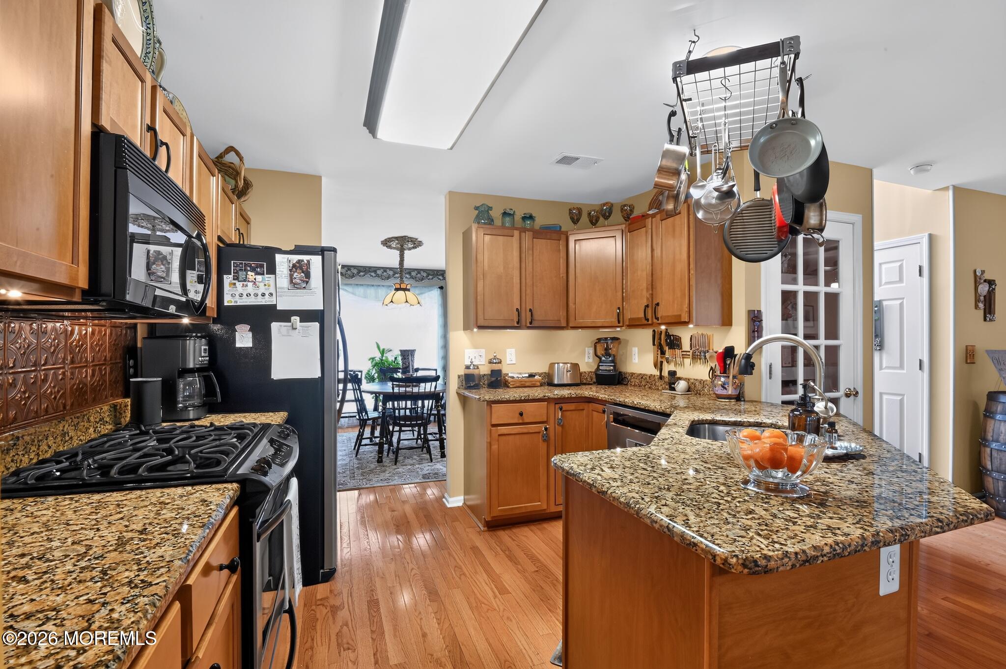 105 Hollow Oak Lane Manahawkin NJ 08050