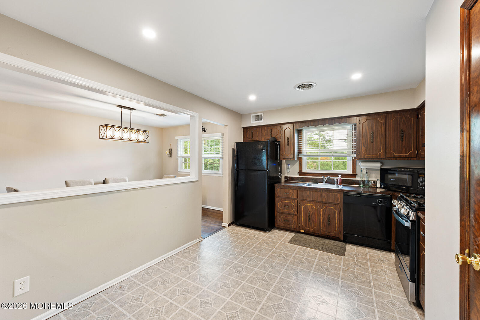 5 Sanders Drive Middletown NJ 07748