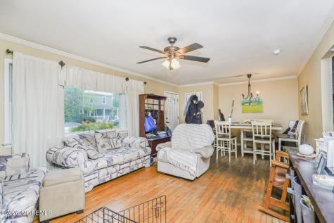 74 Center Avenue Leonardo NJ 07737