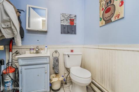 74 Center Avenue Leonardo NJ 07737