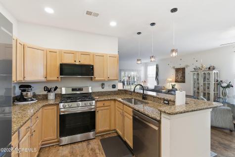 46 Hatteras Way Barnegat NJ 08005